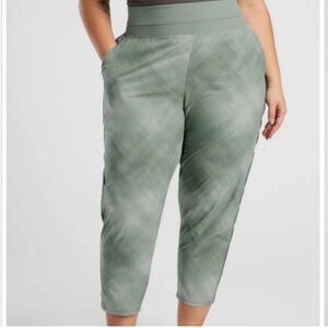 Athleta Nolita Slim Tapered Crop Print Pants Women’s 26 NWOT